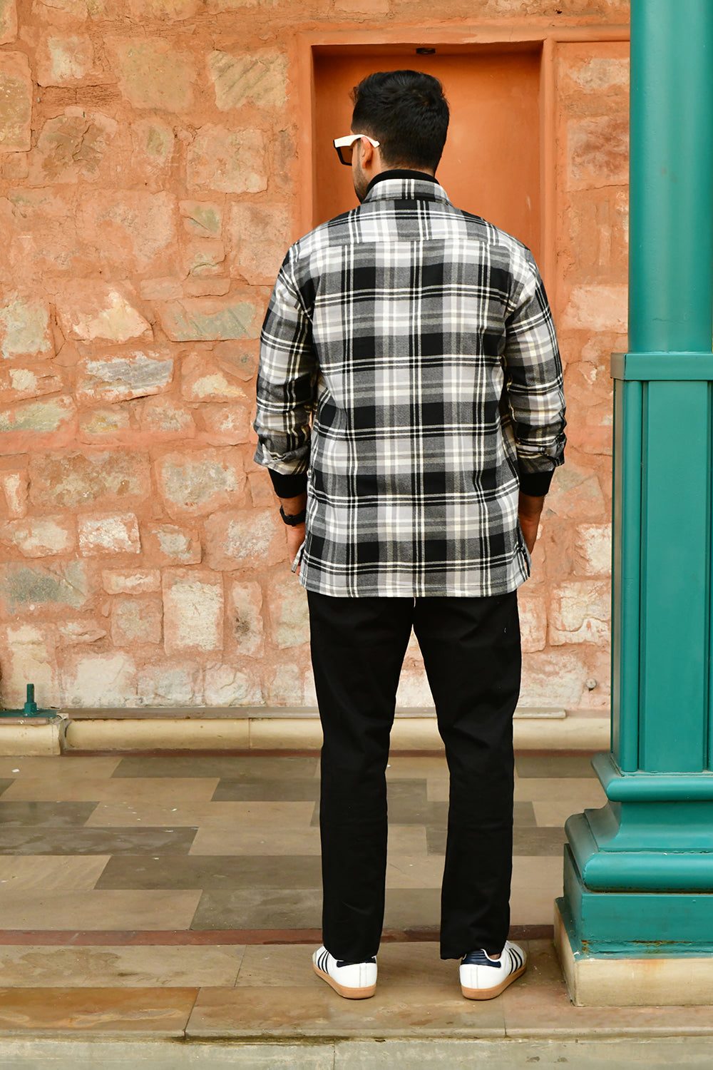 Twin Pocket Checks Shirt