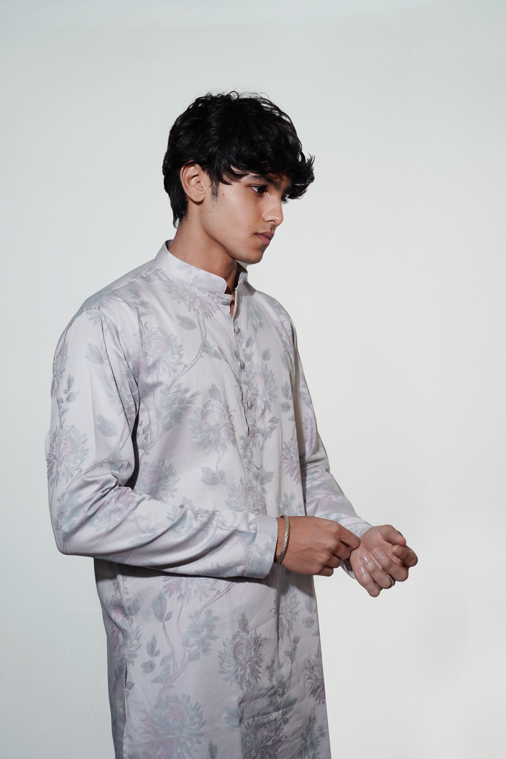 Ivory Grey Floral Woven Kurta